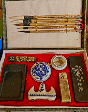 Vintagepickers Calligraphy Set.