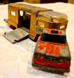 Vintagepickers , Articulated Horse truck.