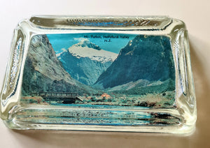 Vintagepickers kiwiana Ashtray