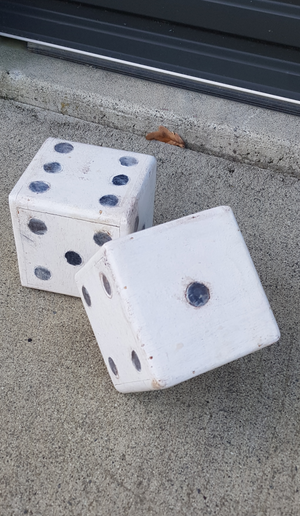 Vintagepickers Collectable Large Wooden Dice